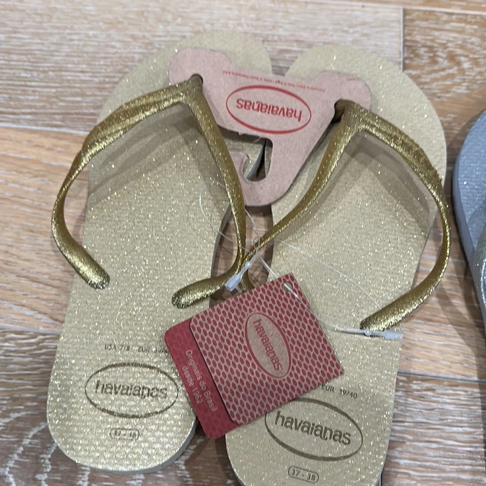 Havaianas flip flops bundle size 7-8 - Picture 2 of 5